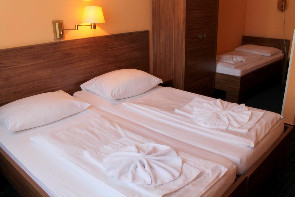 City Hotel Ansbach Am Kadewe Берлин Экстерьер фото